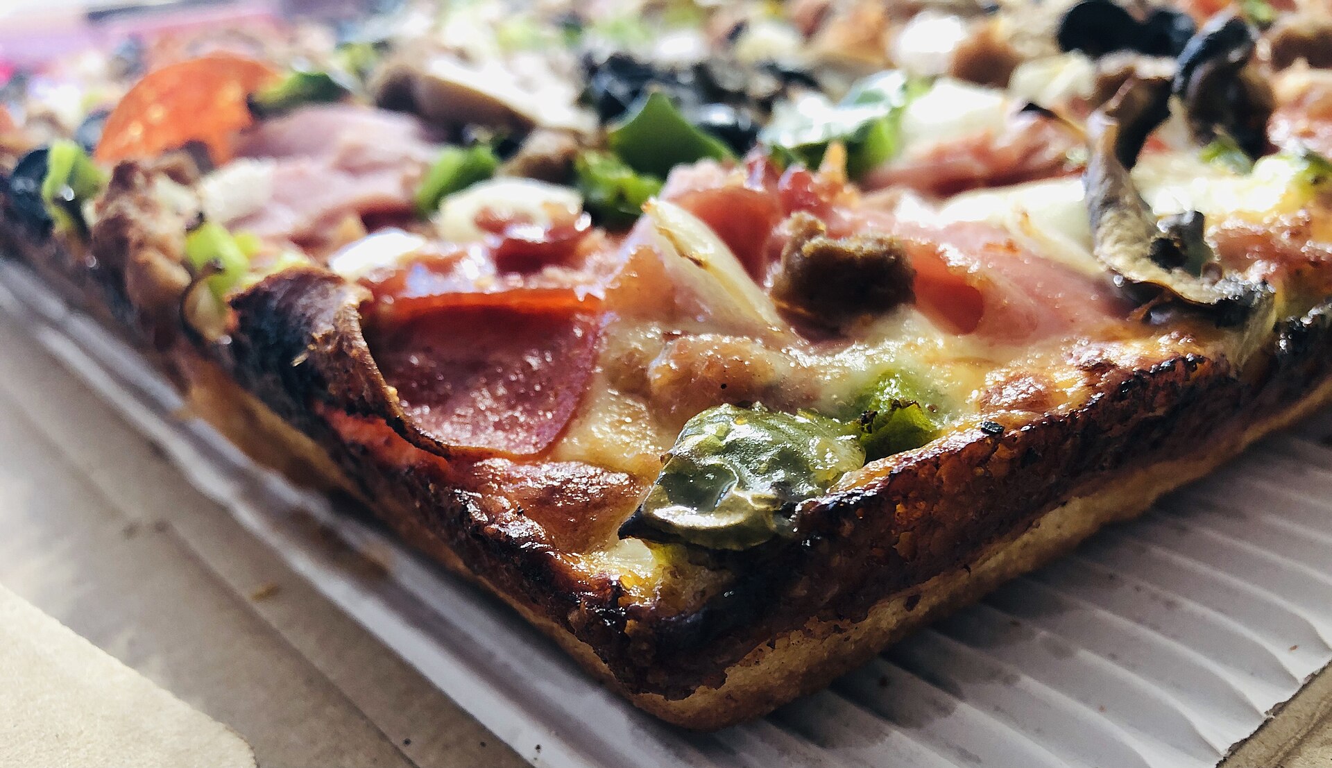 Detroit style rectangular pan pizza